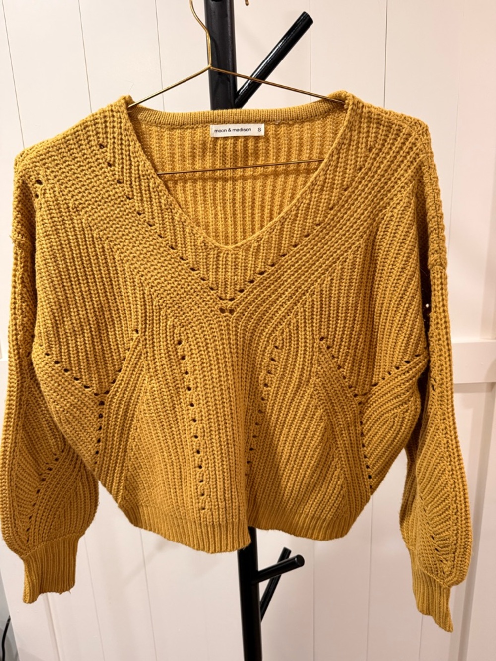 Sweater Bundle J. Crew and Moon & Madison - Picture 2 of 7